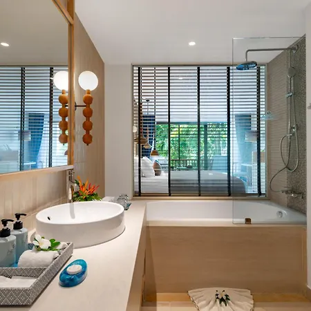 Apsara Beachfront Resort & Villa-2